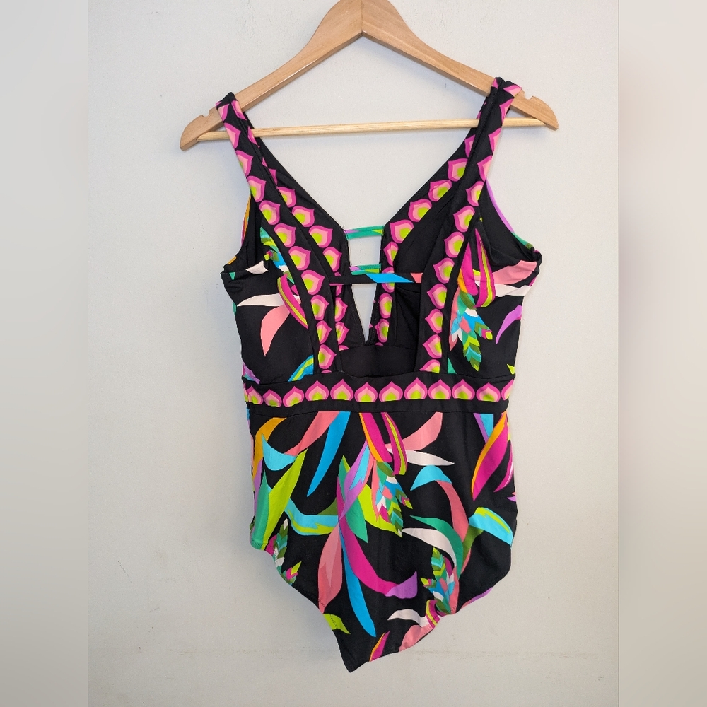Trina Turk Birds Of Paradise Plunge One-Piece Swimsuit Size 14 - Picture 5 of 7
